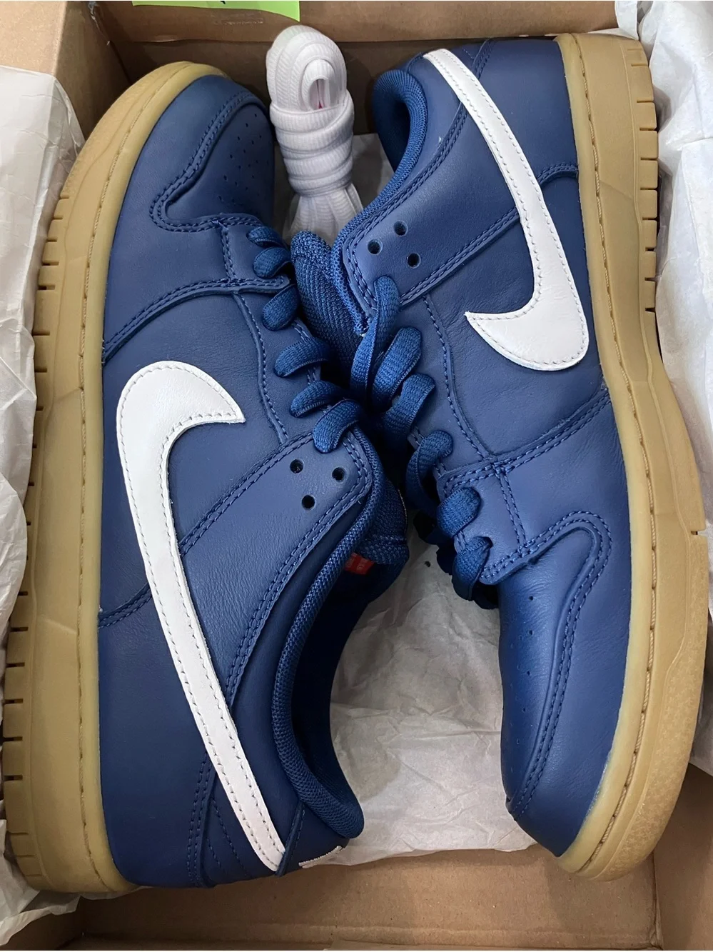 Nike SB Dunk Low Navy Gum Size 9